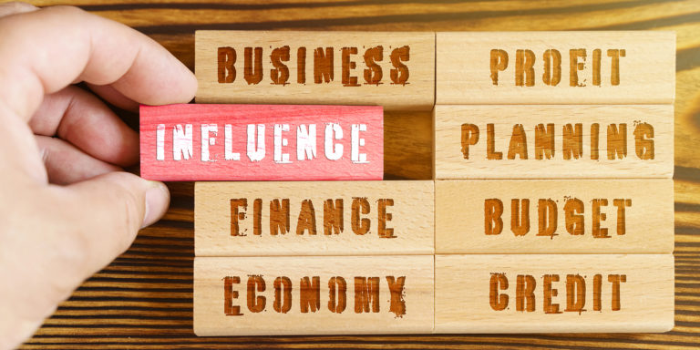 How to Become a Financial Influencer in 3 Simple Steps